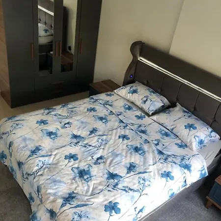 Olive Garden Apartment